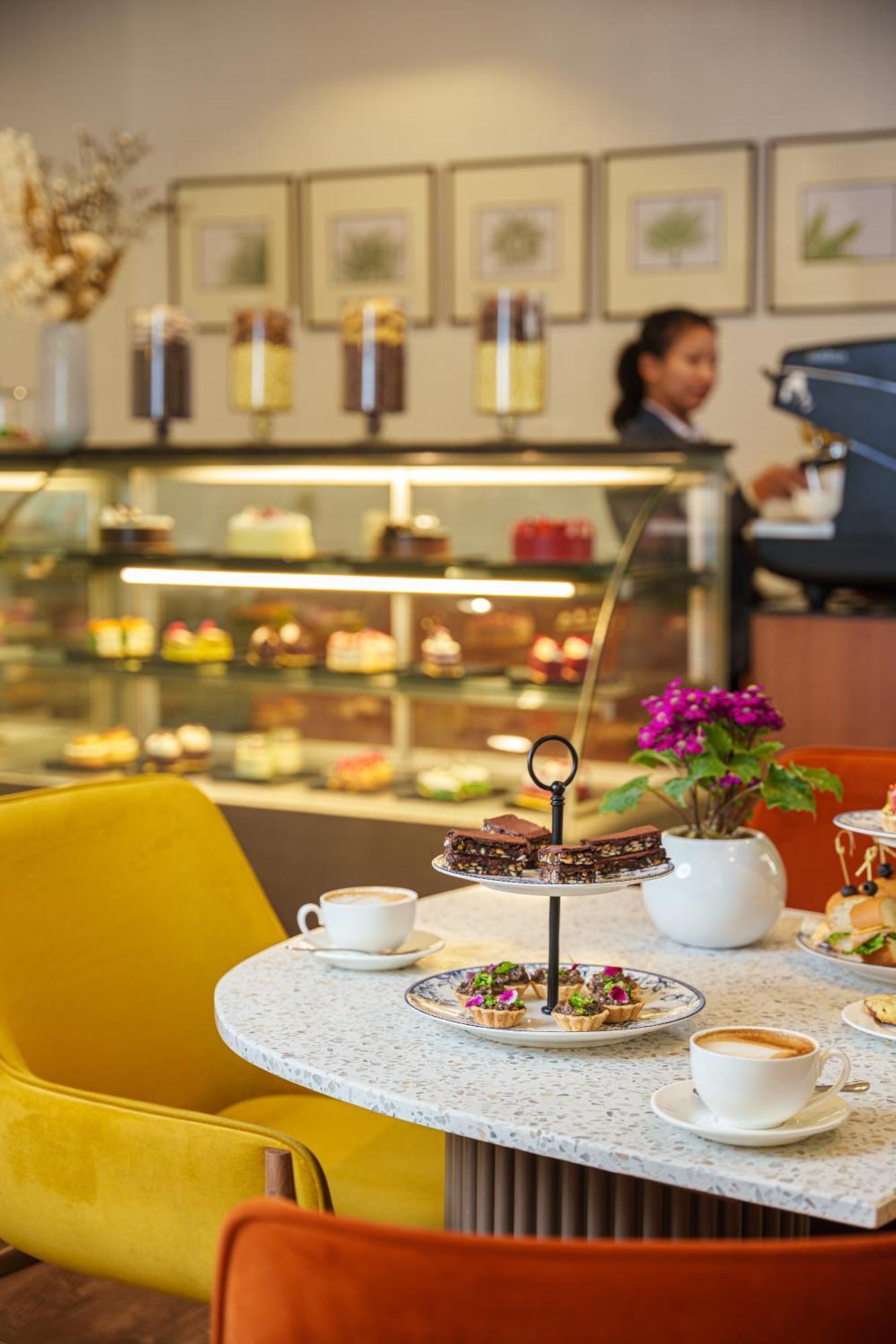 Dlf Club 5 Hotel Gurgaon Ngoại thất bức ảnh