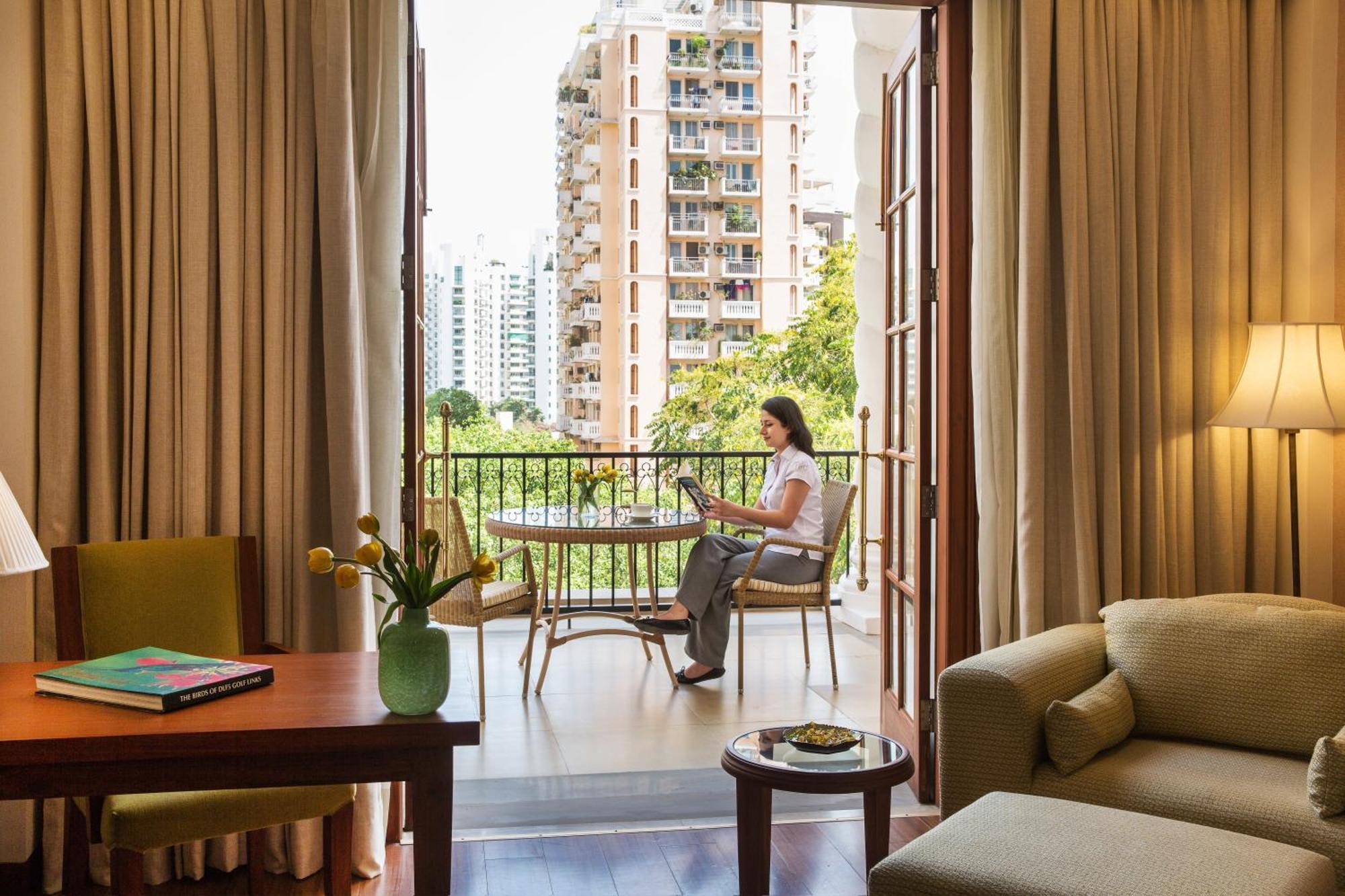 Dlf Club 5 Hotel Gurgaon Ngoại thất bức ảnh