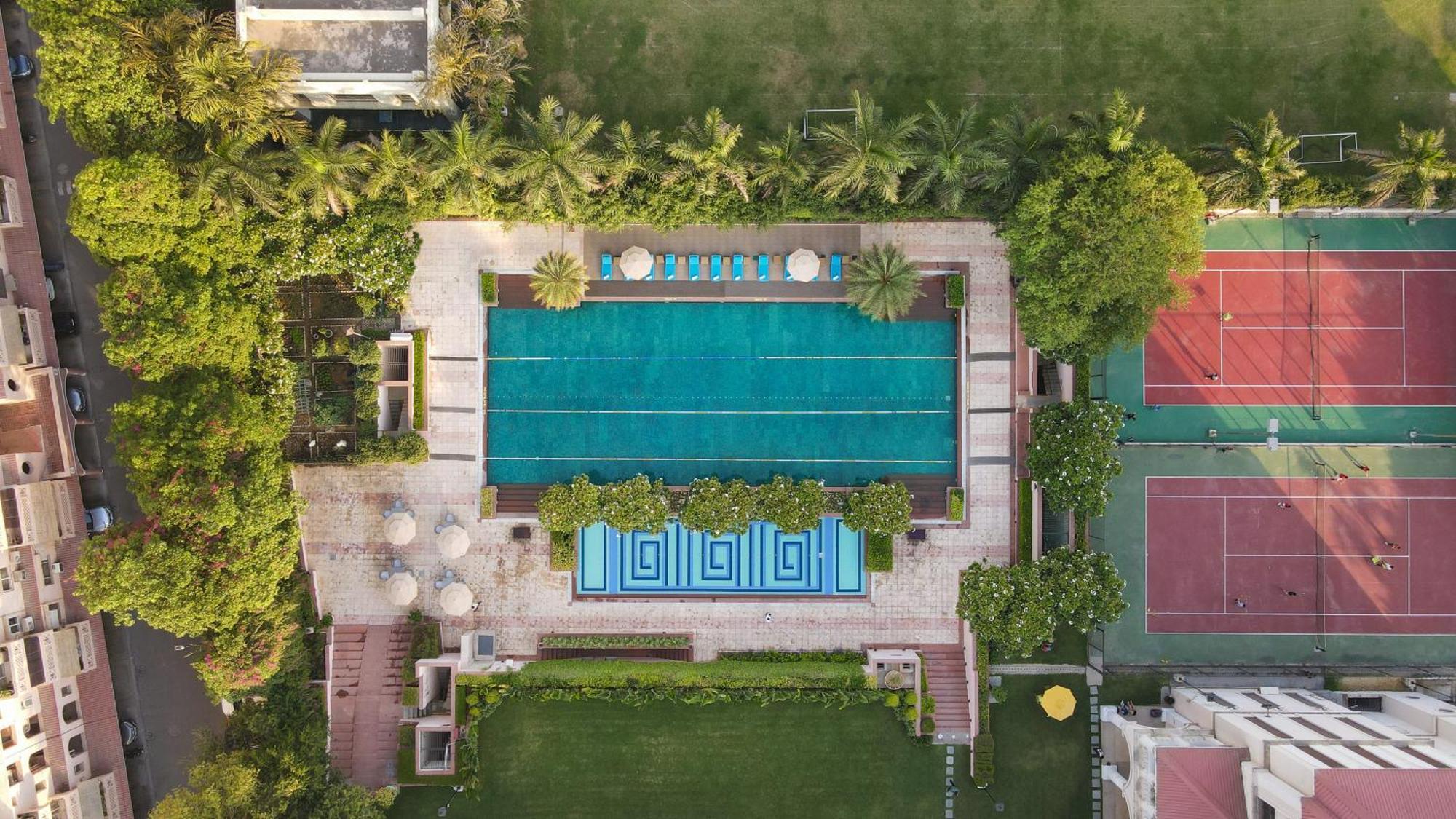 Dlf Club 5 Hotel Gurgaon Ngoại thất bức ảnh